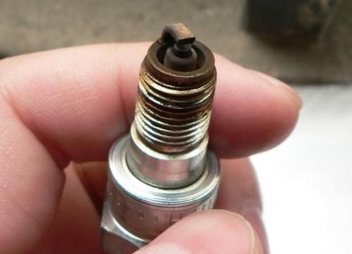  『汽车』汽车保养就是更换机油？老司机：这4个零件不换等于白保养