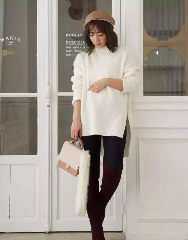 172女神练习瑜伽多年，却被网友评论：又胖了，原来是衣服惹的祸