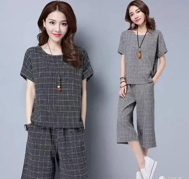  #建议#若是你45-65岁，若不差钱，建议：阔腿裤套装，高雅大气惊艳