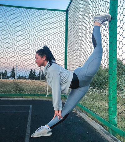 喜欢在力量区训练,跟男士抢器械,这样的身材更受欢迎