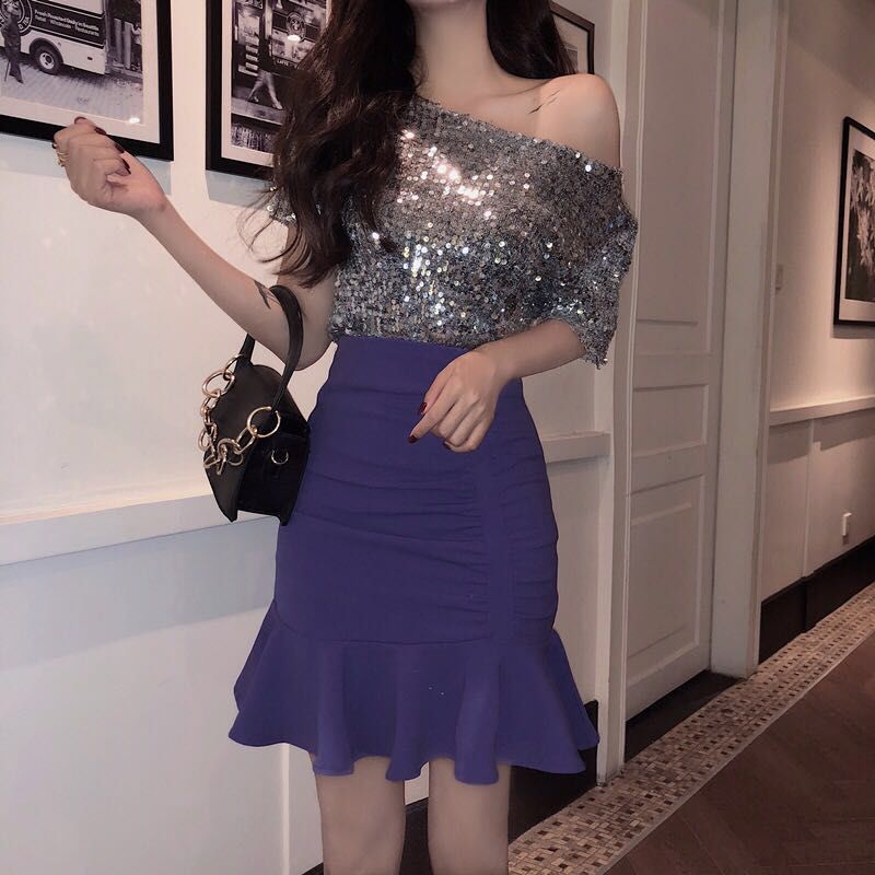 如今女人真敢穿，立秋穿性感大方的新款包臀裙，好身材的福音