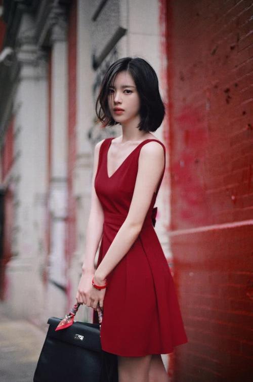 幽默段子:竟然发现一个单词也听不清。心想:不会是被无良商家坑了