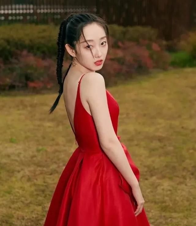  「绰约」全身若冰雪绰约如处子,正是蜜桃成熟时的肌肤白原来是这样的!