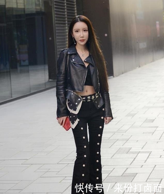  气质@美女街拍：亭亭玉立的小姐姐，穿搭时尚，气质真美！