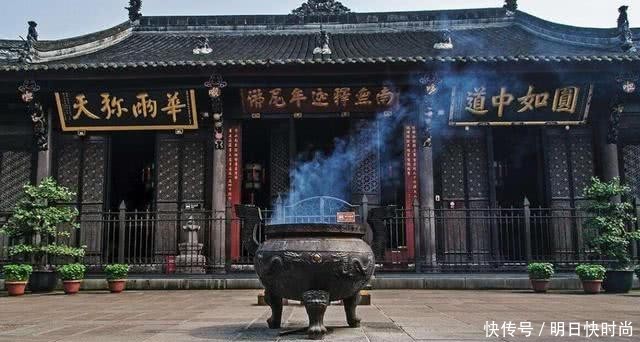 成都最“真诚”寺庙,进门参观不仅门票免费,上香也不用额外花钱