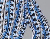 小个子女人别总穿连衣裙，太土，今秋流行这样穿，高挑洋气又显嫩