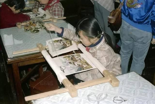 38年前美国夫妻拍下1600张游客照,让全世界看到没有PS过的中国有