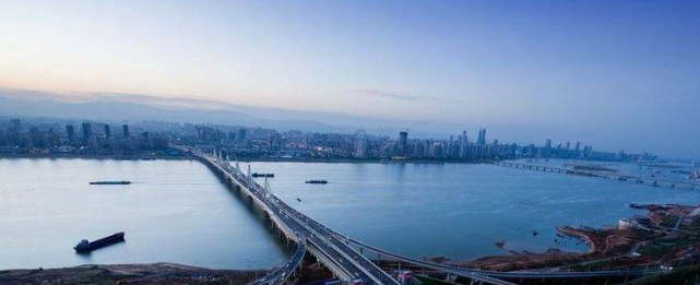 我国“新四大火炉”城市，第一座不再是武汉，夏季出行请避开