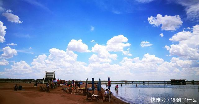 中国最大的沙漠湖泊,有七条河流注入,是当地最大的内陆湖