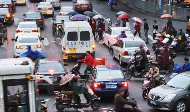 电动车新国标来临，这些车辆将不允许上路！看看有你的车吗？
