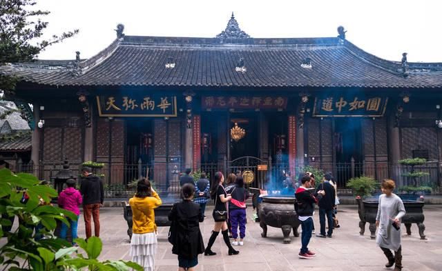 这才是真正的寺庙,距今1400年历史从不收门票,康熙曾御赐金匾