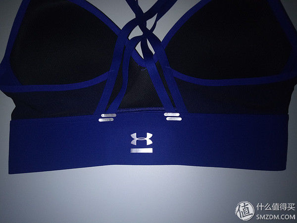 瑜伽也可以“安德玛”--安德玛女士Perpetual运动内衣带给你舒适