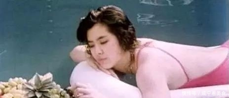  【如同】葛优头发浓密如同小鲜肉，周润发抱着谢霆锋买可乐