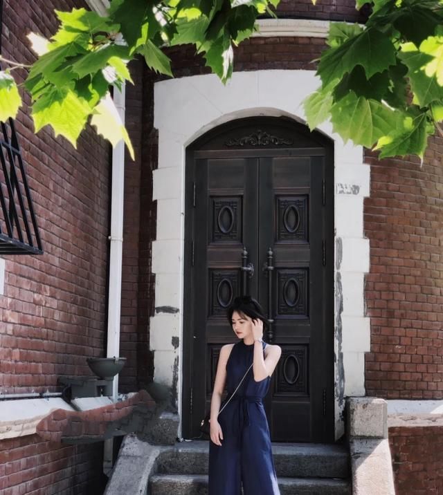  看起来■分享一组好看的日系穿搭,照搬就可以了,能让你看起来年轻十岁哦