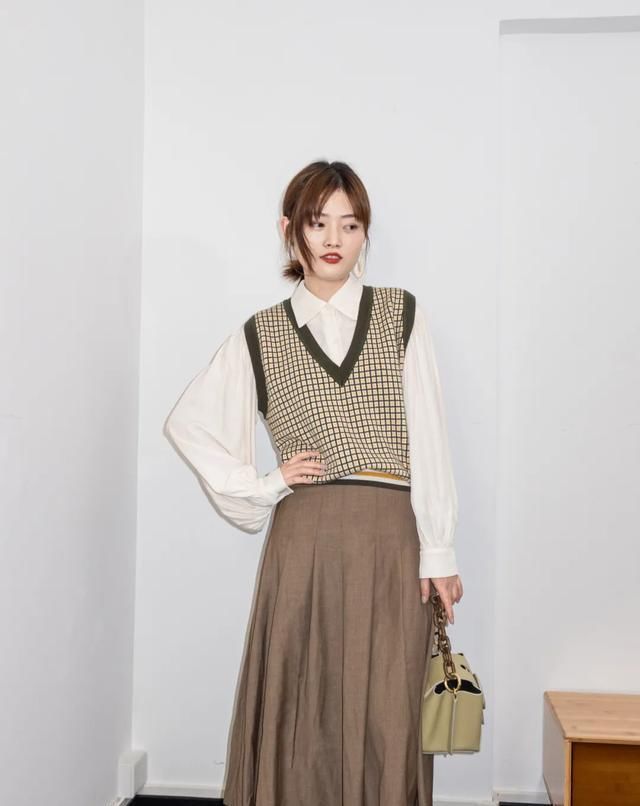 『撩人』一周穿搭 | 这7套look真撩人,美得每天不重样 !