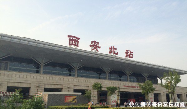 意大利姑娘首次搭中国高铁,刚到站就愣住了这怎么可能