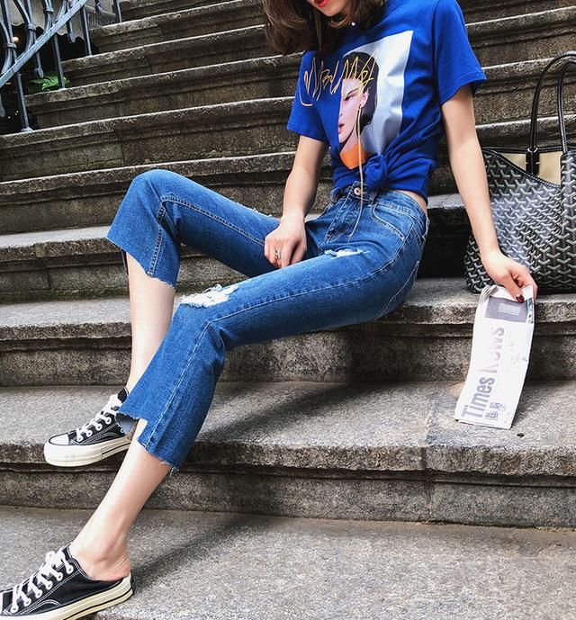 蒋欣穿紧身牛仔裤感觉要撑破!微胖女生穿上这4款牛仔裤才显瘦!