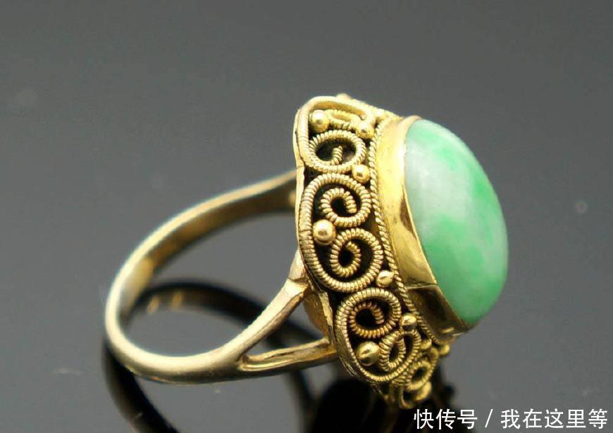 这件|戒指在古代并不代表婚姻,女子戴戒指就是为了逃避这件害羞的事情