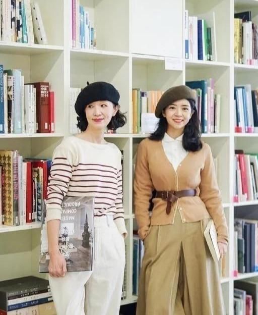  『气质』越简单越有气质,有品位的女人更爱这些简约干净的穿搭,大气漂亮