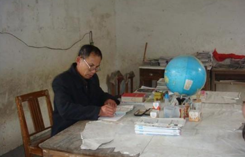 农村这三种人，不是村干部，却比村干部地位还高！