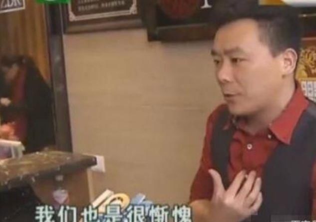 女孩为跟时代潮流黑发染成奶奶灰，几日后，竟变成一位老奶奶