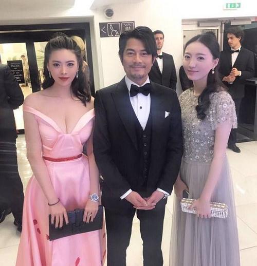 杨幂刘恺威已离婚两年？婚戒已被摘除，知情人士侧面证实献实锤！