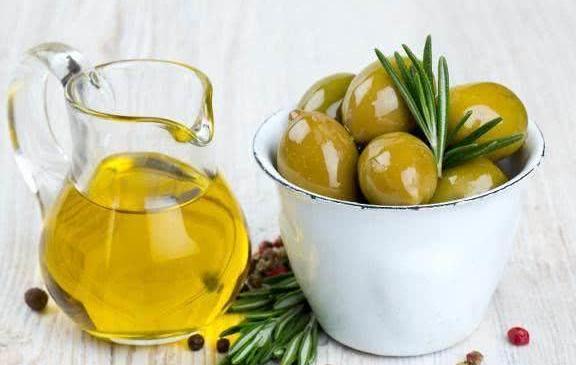 节食减肥很痛苦，三餐吃脂肪最怕的七种食物！一天瘦一斤没问题