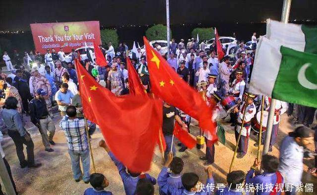 中国游客去巴基斯坦旅游,才知道他们怎么看待中国人,丢人丢大了