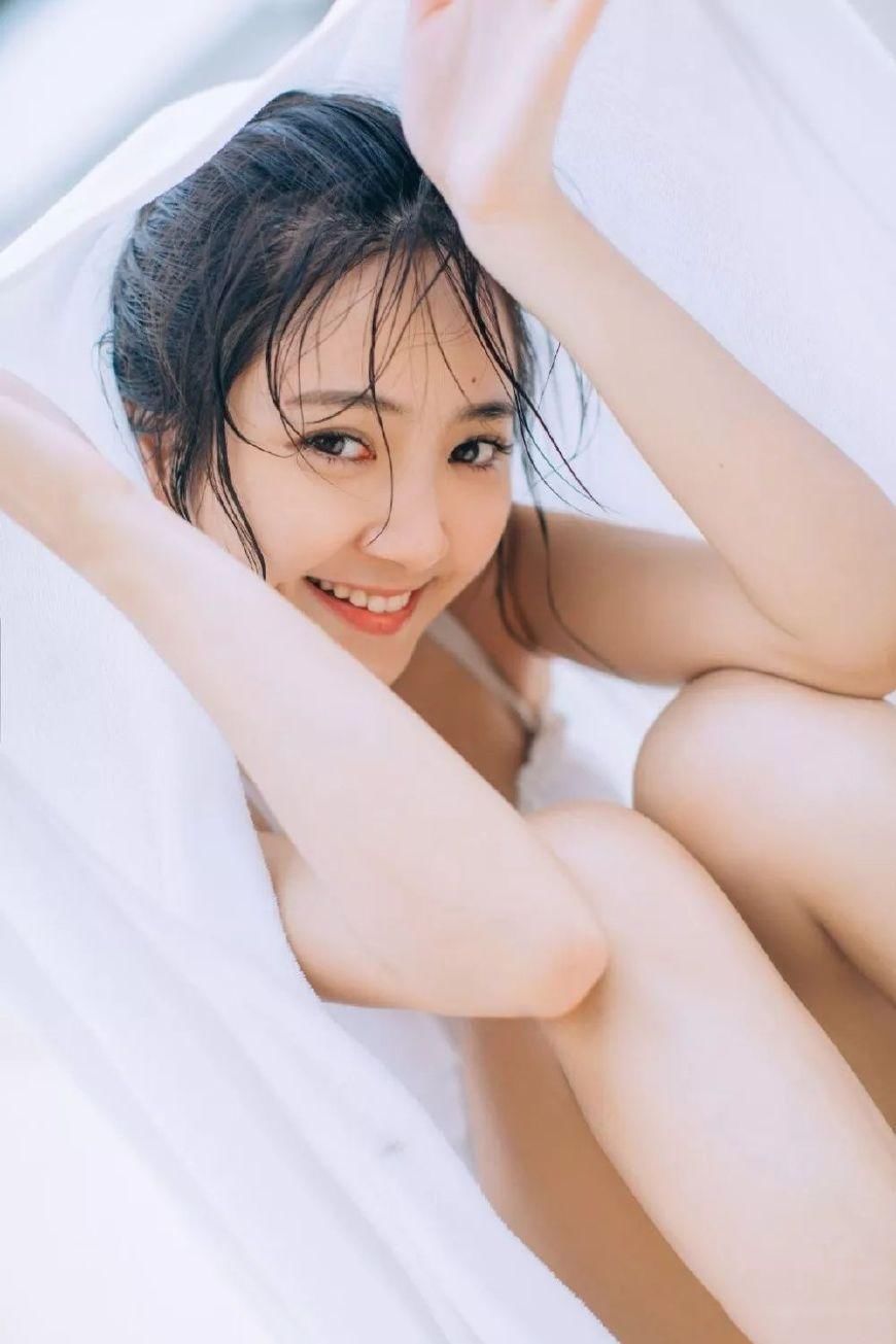 人像摄影:水中拍照也是这么美!