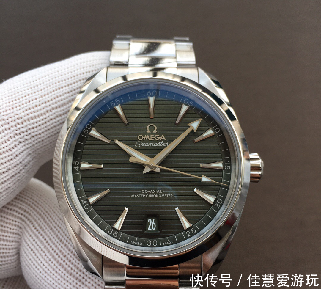 【柚木】鬼斧神工到底有多厉害?欧米茄海马150柚木系列‘墨绿色’新款