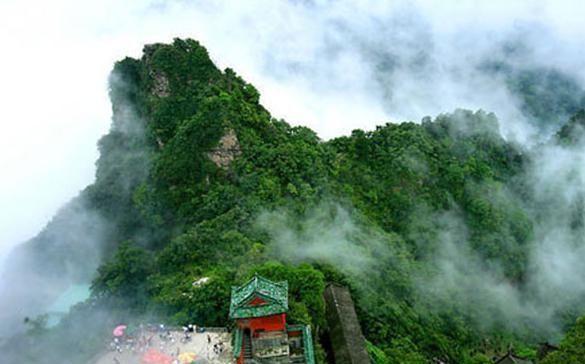 中国最赚钱的山，光卖门票就日赚80万，网友：这才是“金山”