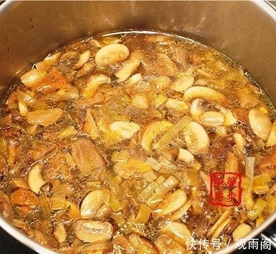  【浓汤】野生菌菇奶油浓汤