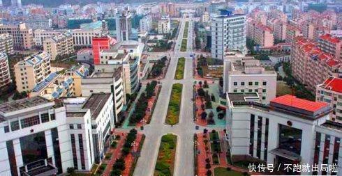  「高铁」湖北一个资源丰富的小县, 又建高铁又建机场, 迎来大发