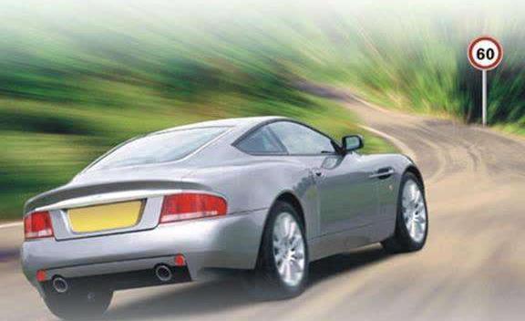 驾照下来三年还不敢上高速？老司机给出忠实建议，车友：多谢了！