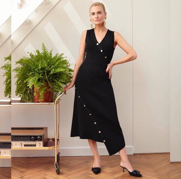 舒适、时尚、显腿长!这个夏天,时髦界都在pick澡堂拖!