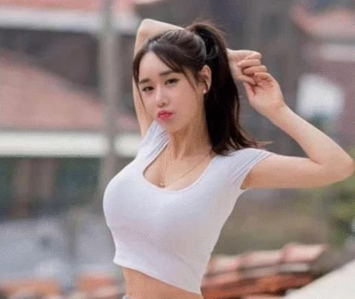  气质|美丽大方时尚有气质的小姐姐，简直美呆了，美得如此无瑕！