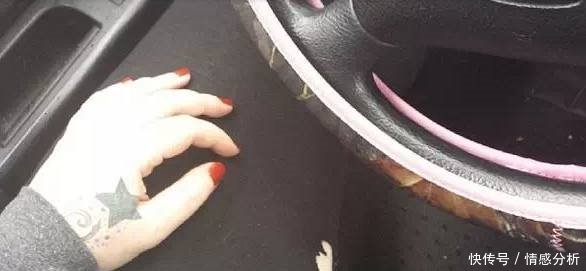 为什么女生的打底裤大多数都是黑色的看完你就懂了