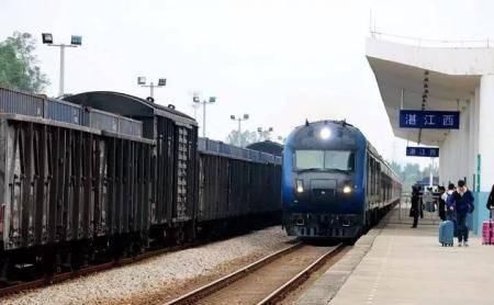  一条|中国斥资172亿再建一条高铁，全程190公里经8市，有经过你