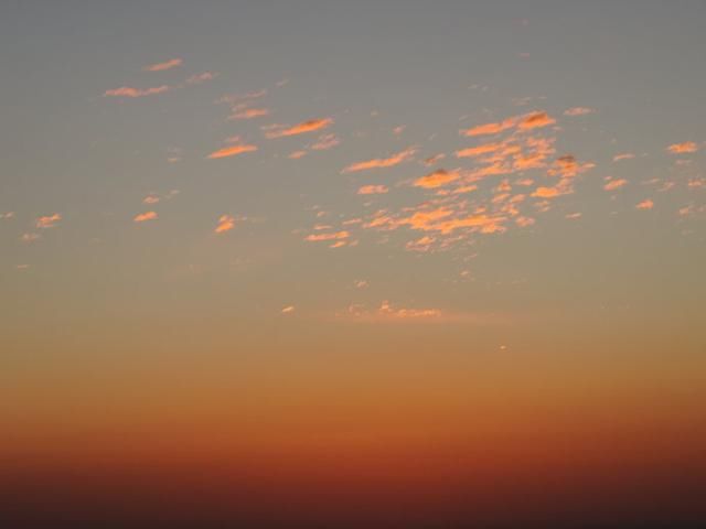 河南这个地方看日出绝对媲美泰山，云雾似天外之云，犹如人间仙境