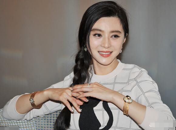 崔永元接受国际试飞员的道歉，网友:终于给范冰冰撑脸了!