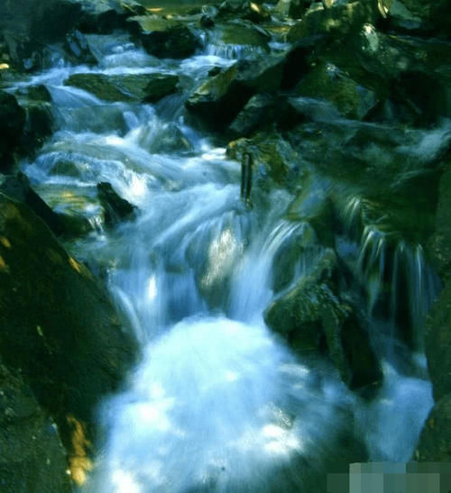 观灵山圣境，抱大佛佛脚，看国内“睡美人”