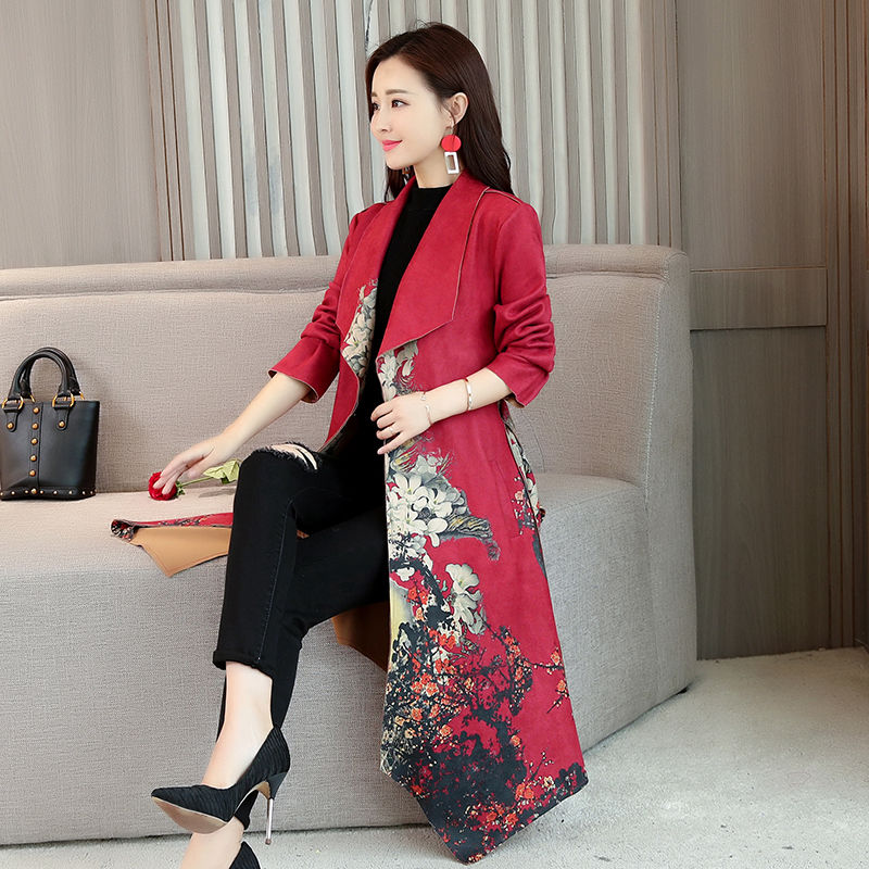 女人过了40岁!这样穿让你回到30岁，白嫩又显瘦，人见人夸