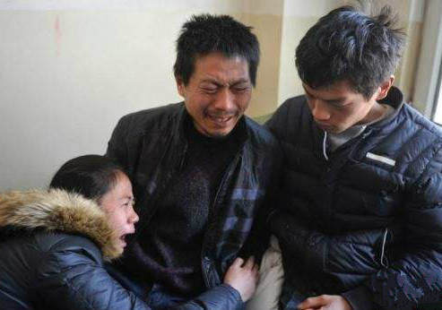 农民们打工十几年，最后却要借钱生活，为啥？这次专家说出了实话