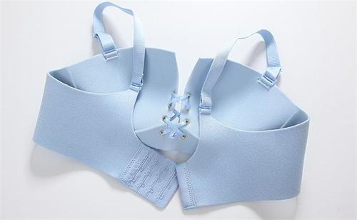 前扣内衣vs后扣内衣,究竟哪个更得小仙女欢心?