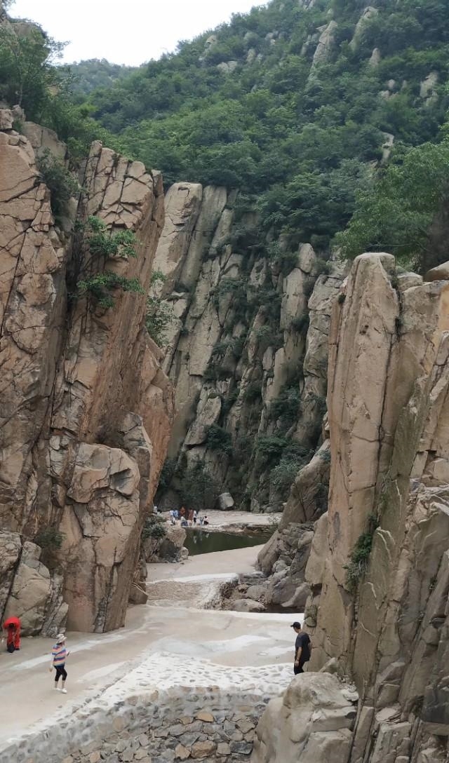 完整保存1.1亿年的火山口地质景观，让你欣赏到大自然造就的神奇