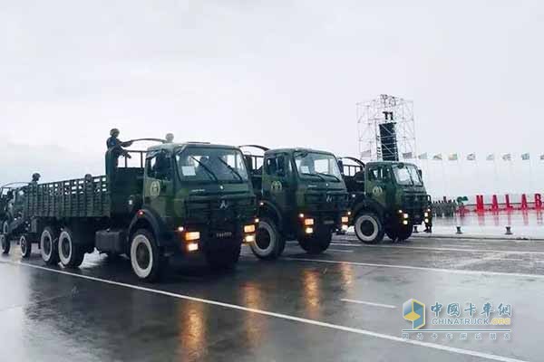 北奔重汽助力赤道几内亚圆满完成"独立五十周年阅兵"
