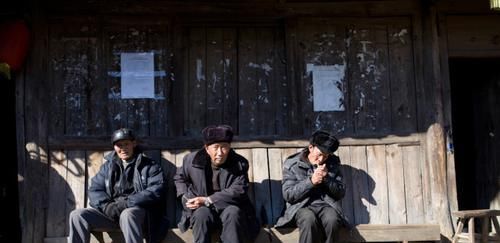 浙江700年石头村，生活用具都是石制品，仿佛回到石器时代！