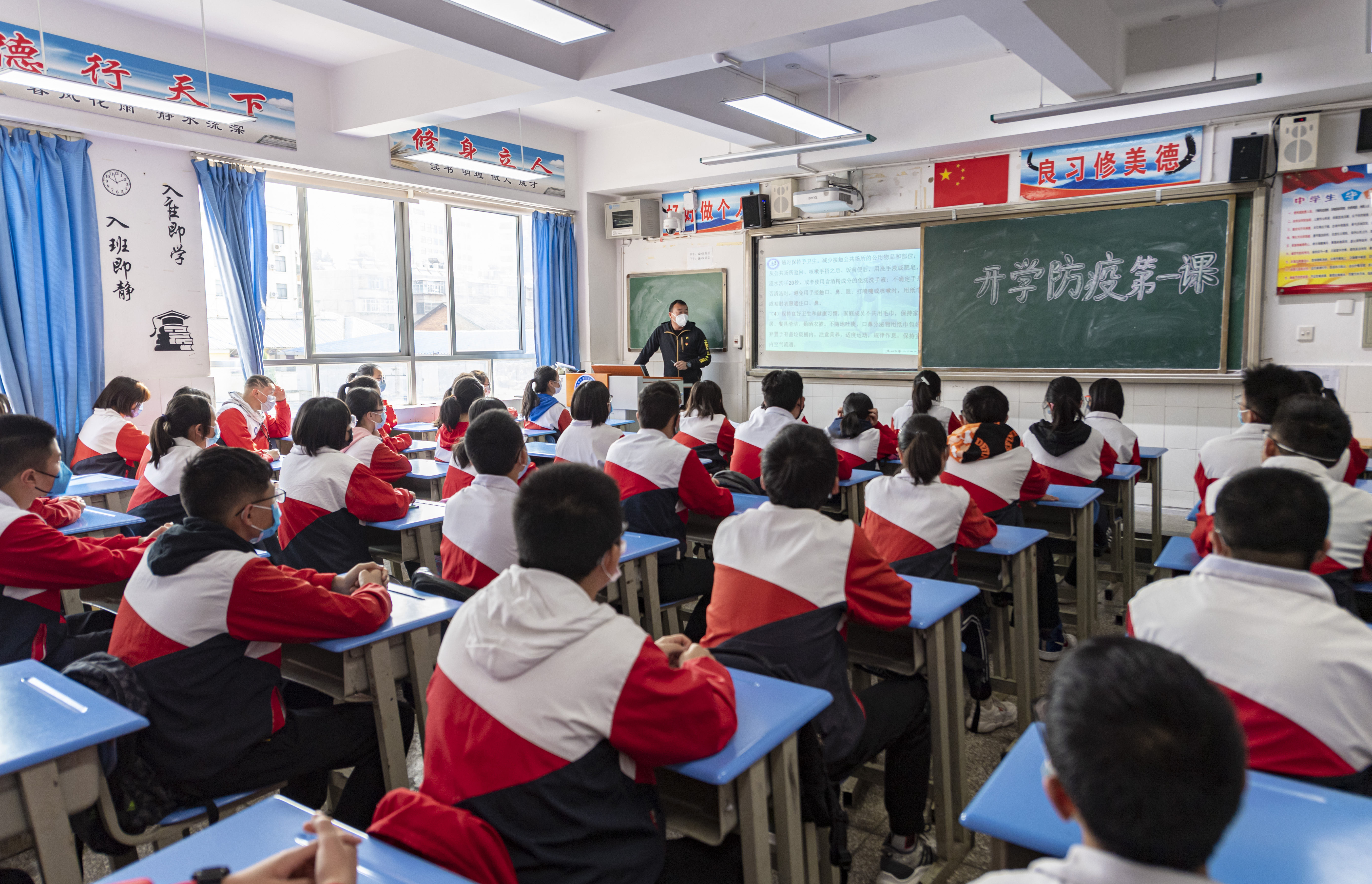 初三■昆明:初三学生的开学防疫第一课