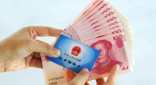 社保交15年刚好退休，医保要20年，可以一次性补交五年医保吗