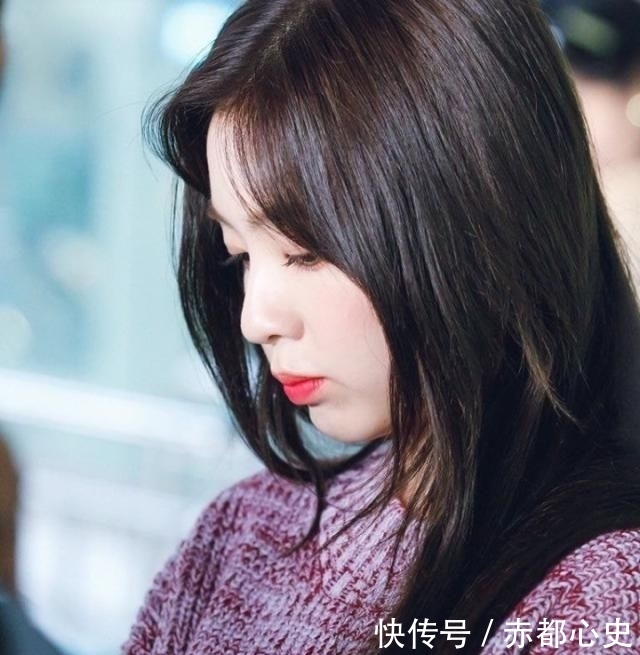  和惠利@Irene和惠利撞衫？女神的两种面貌，你更爱哪一种？